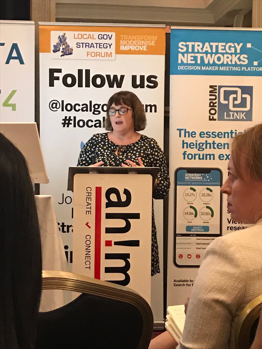 nicolawills67's tweet photo. Jo Hicks from @AcademiWales closing the @LocalGovForum. A very inspiring & thought provoking couple of days #localgovsf https://t.co/I3Ujr1vnlB