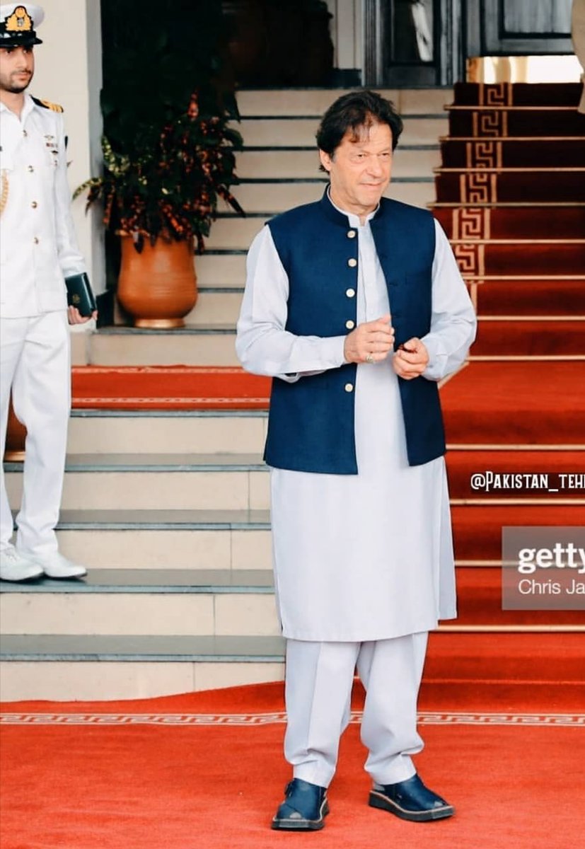 WaselPTI's tweet photo. انہیں کہنا خوشی ان پر جچتی ہے
انہیں کہنا مسکرایا کریں😍❤️
#ChildrenNeedEducation https://t.co/FPOHWixTlc