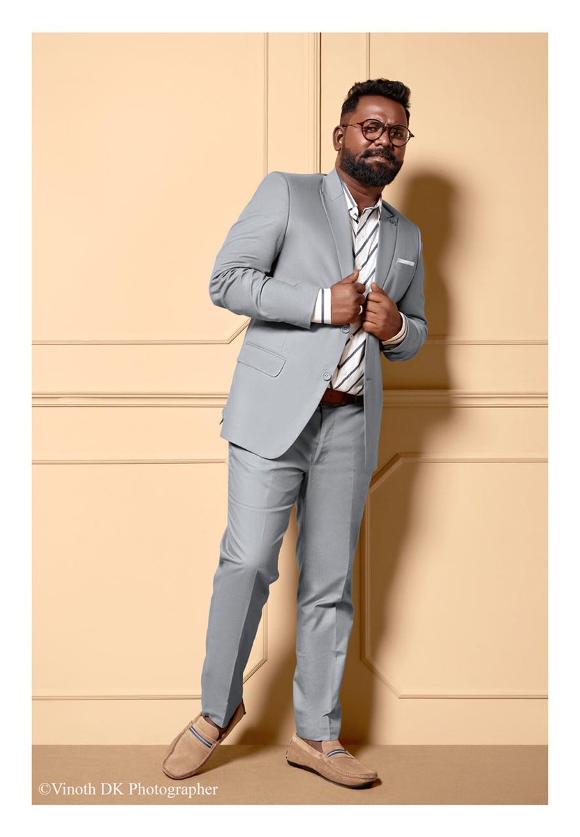 maalaimalar's tweet photo. Stylish new photoshoot pic's of Actor / Lyricist / Director #ArunrajaKamaraj

@Arunrajakamaraj @proyuvraaj https://t.co/fg7uyKXPqy