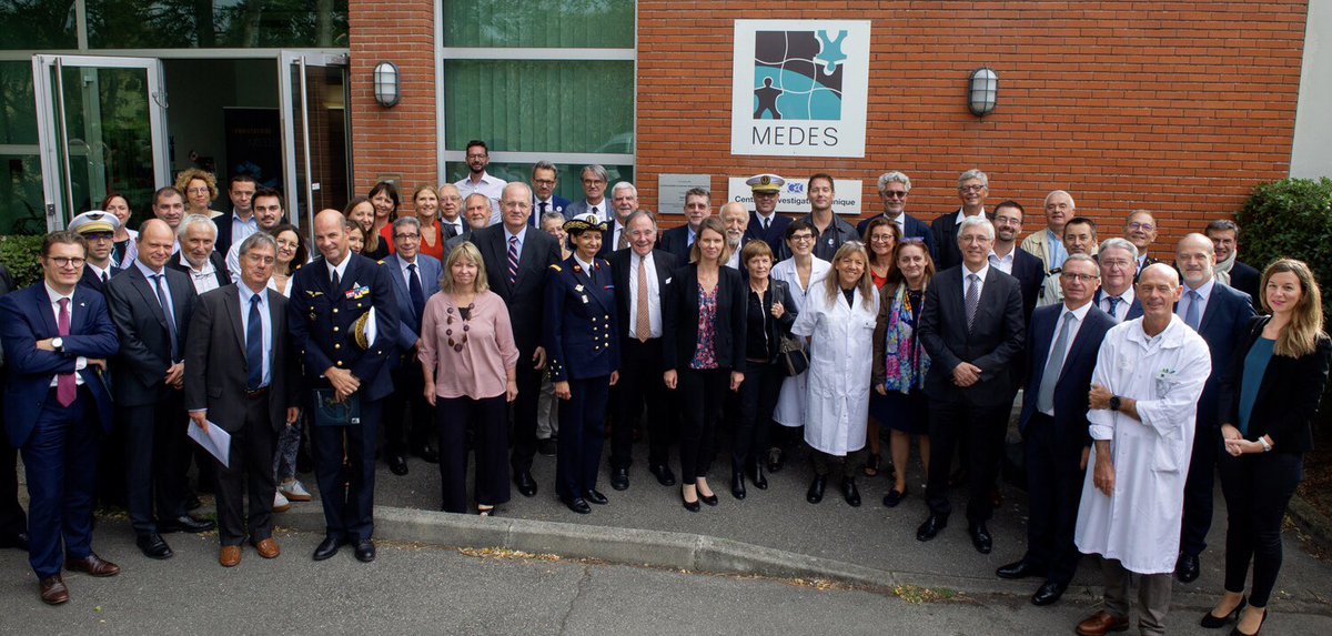 u_fssa's tweet photo. Journées internationales de médecine aéronautique et spatiale - journées nationales des réservistes 2019 de TOULOUSE 
Une collectivité humaine au service des Hommes: l’esprit du SSA rejoint les 30 ans du MEDES. https://t.co/Y25fxETqwh
