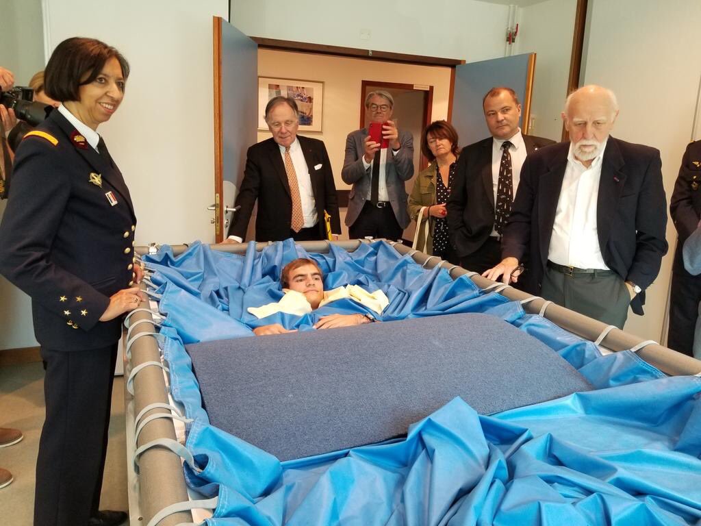 u_fssa's tweet photo. Journées internationales de médecine aéronautique et spatiale - journées nationales des réservistes 2019 de TOULOUSE 
Une collectivité humaine au service des Hommes: l’esprit du SSA rejoint les 30 ans du MEDES. https://t.co/Y25fxETqwh