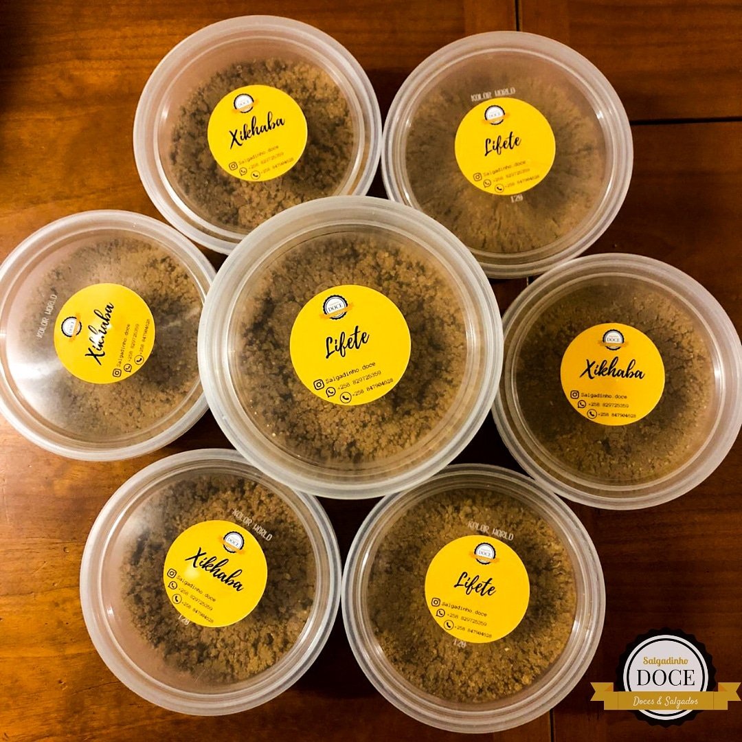 JaneDoe9x's tweet photo. Lifete | Xikhaba | Molina disponível (potes de 500ml à 150mt) 😍😍😍
Entre já em contacto para adquirir o seu pote 😍
#SalgadinhoDoce #Lifete #Xikhaba #Molina #SaboresDaTerra #SaborDeMoz #CenasDaNossaTerra 🤩 https://t.co/iO3xi49WFC