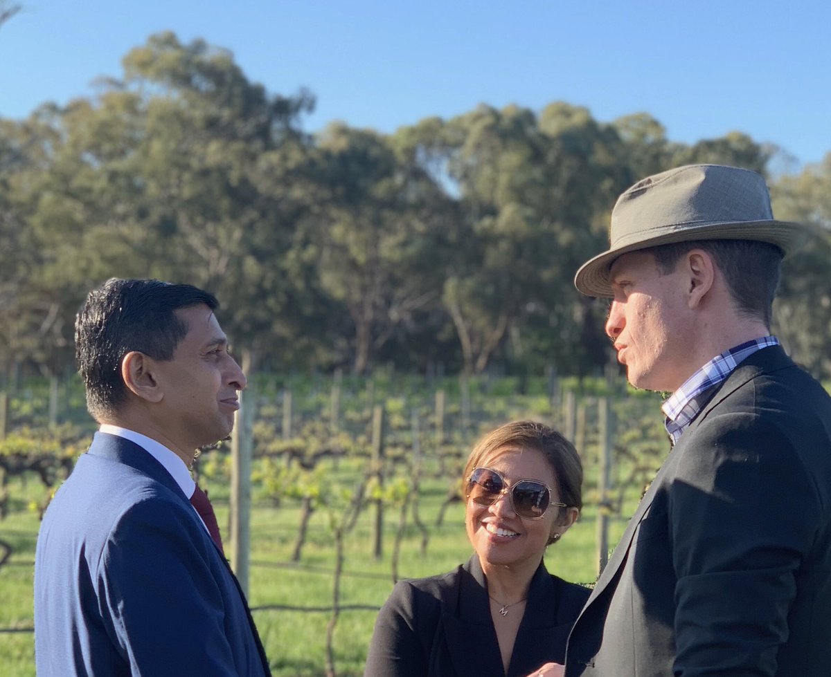 DFAT Victoria tweet media