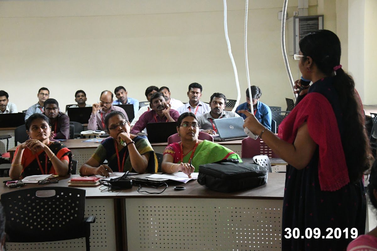 veltechofficial's tweet photo. #Vel_Tech #Department_of_Computer_science_and_engineering
Organized Faculty training program “Processing Hyperspectral Images” Resource person was Dr. V. V. Robin, Assistant Professor, Department of Biology and Dr. M. Arasumani, Postdoctoral Research Fellow, IISER https://t.co/zb6UDDEseU