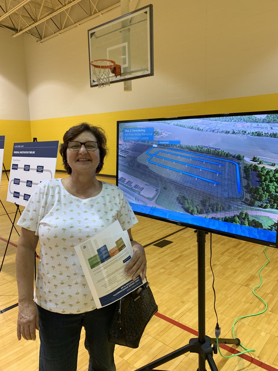 TVA_Julia's tweet photo. @TVAnews Guests of all ages received answers to their environmental questions at today’s Public Open House event, detailing #TVA’s progress at #AllenFossil Plant in #Memphis. Join us October 30 @MEM_Library (3030 Poplar Avenue) for the next Open House. We want to hear from you! https://t.co/PAUESMcf9g