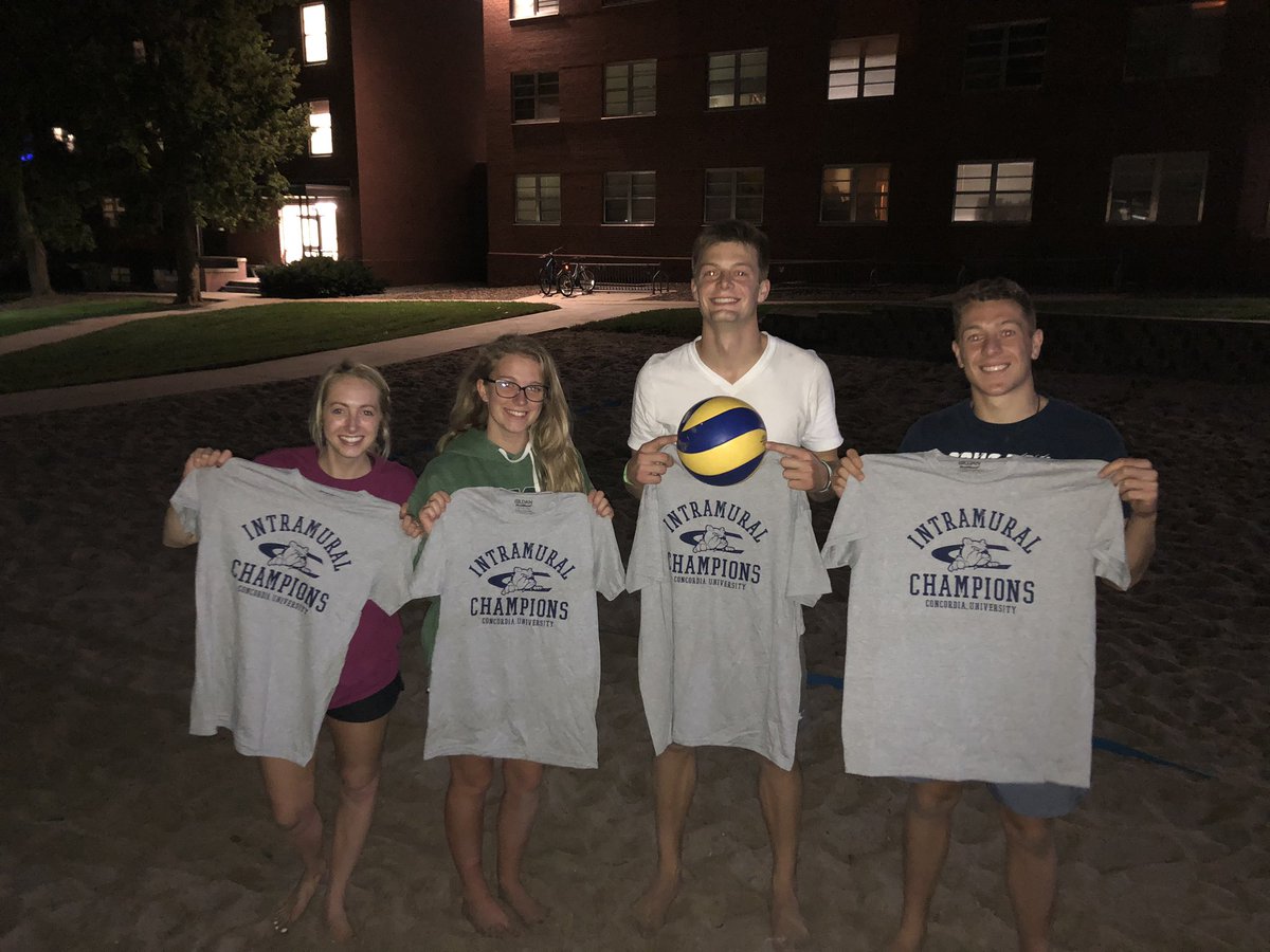 CUNE_IMs's tweet photo. They played lights out...literally! Congratulations to our rec league champs! https://t.co/aoJIRGQFEj