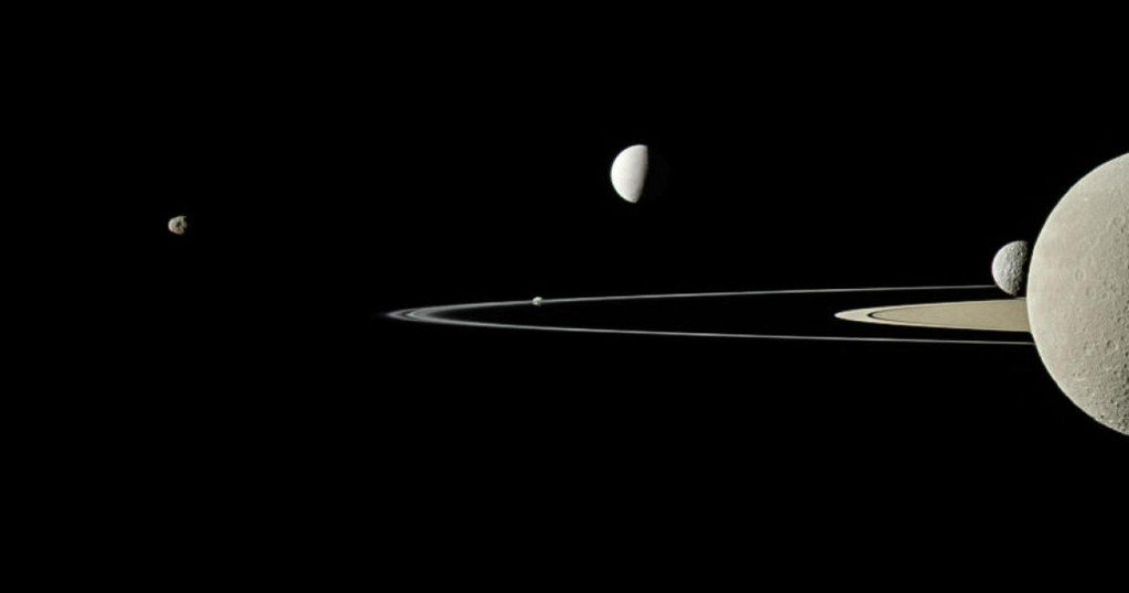CBSNews's tweet photo. 20 new moons were discovered around Saturn — and scientists need help naming them https://t.co/azk8iJlWK0 https://t.co/f1eECdzCcC