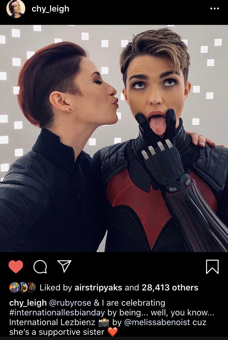 kissedbychyler's tweet photo. Chyler and Ruby trying to break the internet π€£π³οΈβππ₯°β€οΈπ #agentbat #chylerleigh #rubyrose #supergirl #batwoman #internationallesbainday #alexdanvers #katekane https://t.co/NpBYQUf3ir