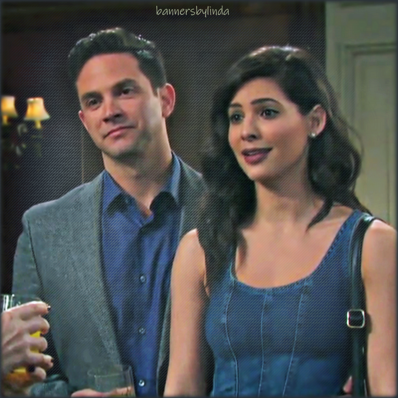 SuperCoupleGal's tweet photo. Stefan proudly standing behind his wifee and letting her go off and say whatever she wants to say when she wants to say it.  No taming this one, nor does he want to!  #ProudHubby #Days #Stabi https://t.co/QAnu8pAYZb