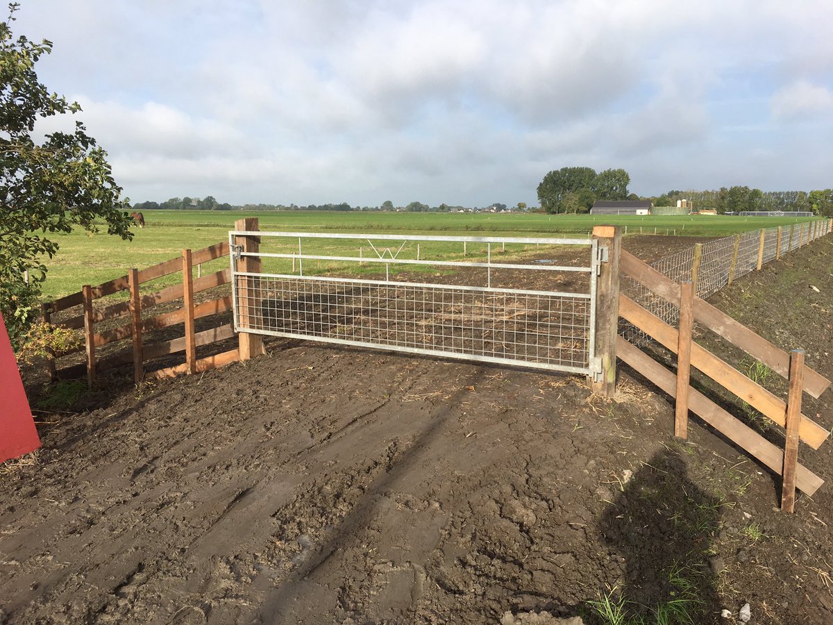 vdhgrondverzet1's tweet photo. Gemaal Rottegat opgeleverd Macadam bv Bakkeveen. @vdhgrondverzet1 https://t.co/P0veGPPsjX