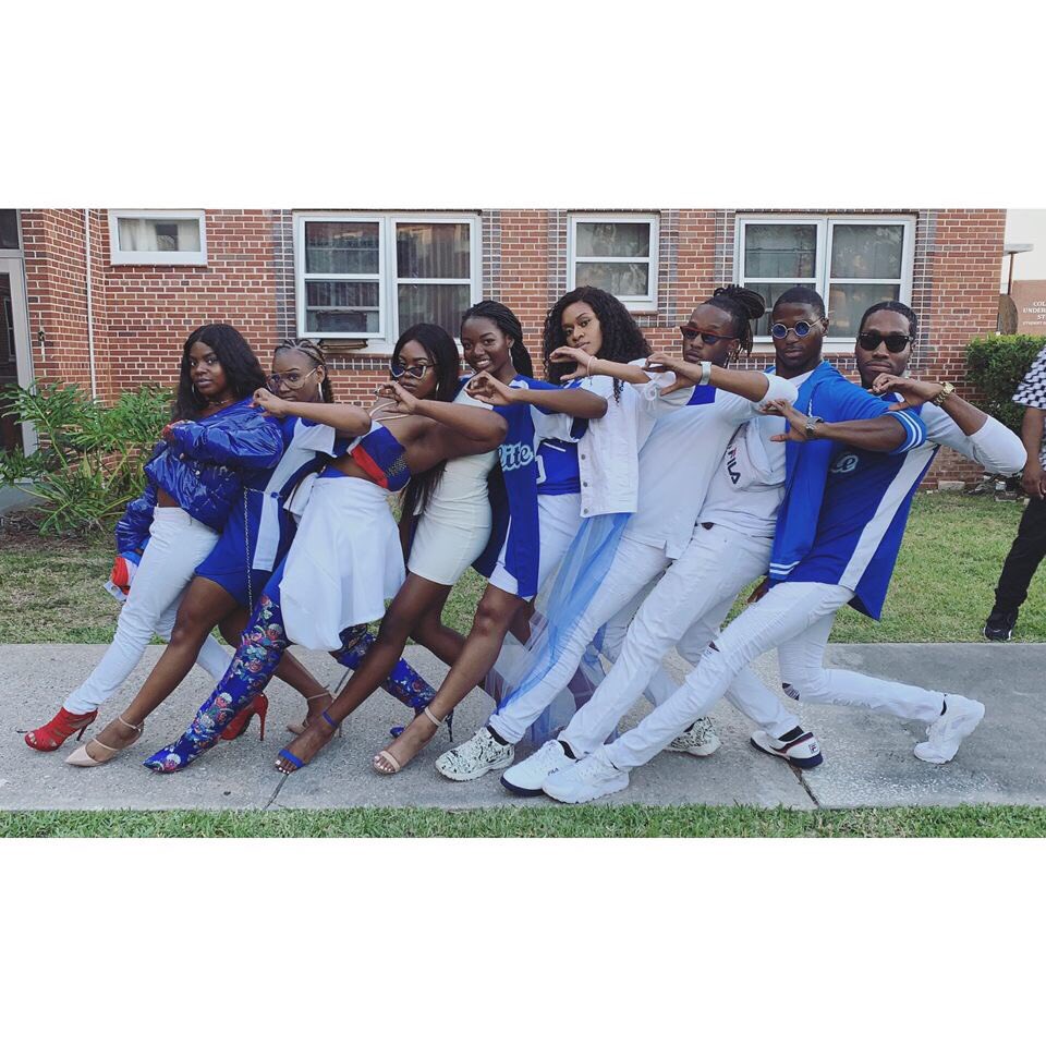 teenaaah_'s tweet photo. happy E!stablishment day to my org .
E!lite•finE!r•wE! demand attention 💙
#wherewereyouin92 🦋
#establishedin94 🦋 https://t.co/hLW0nVE6vi