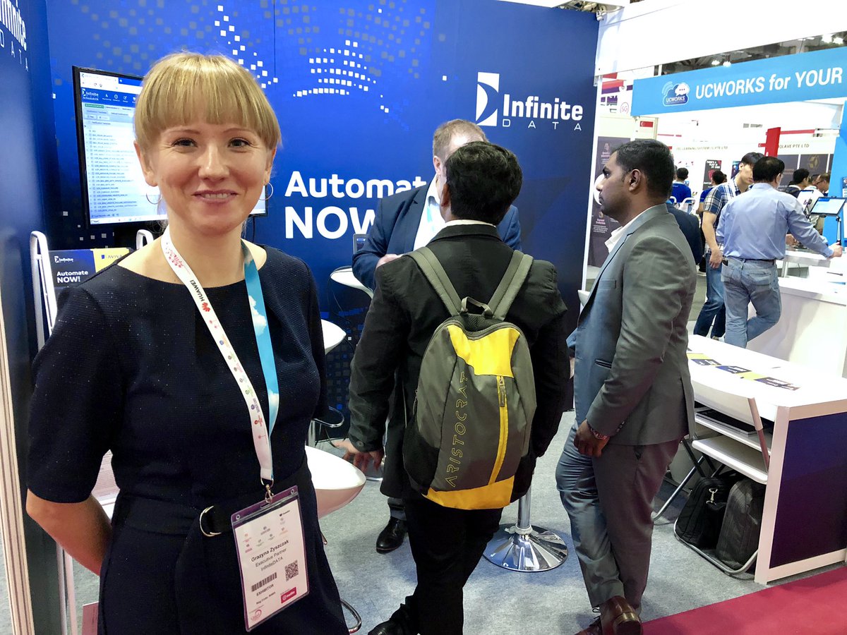 MiroslawAndziak's tweet photo. For the next 2 days (Oct 9, 10) you can meet us at Cloud Expo Asia in Singapore. Come over to our booth. https://t.co/UEiqnKW768 #infinitedata #cloudexpoasia #automation #automatenow #wla #ai #ml #singapore #asia #expo #marinabaysands #aiops #meetup #october #join #cloud https://t.co/ZexD9R0GxS