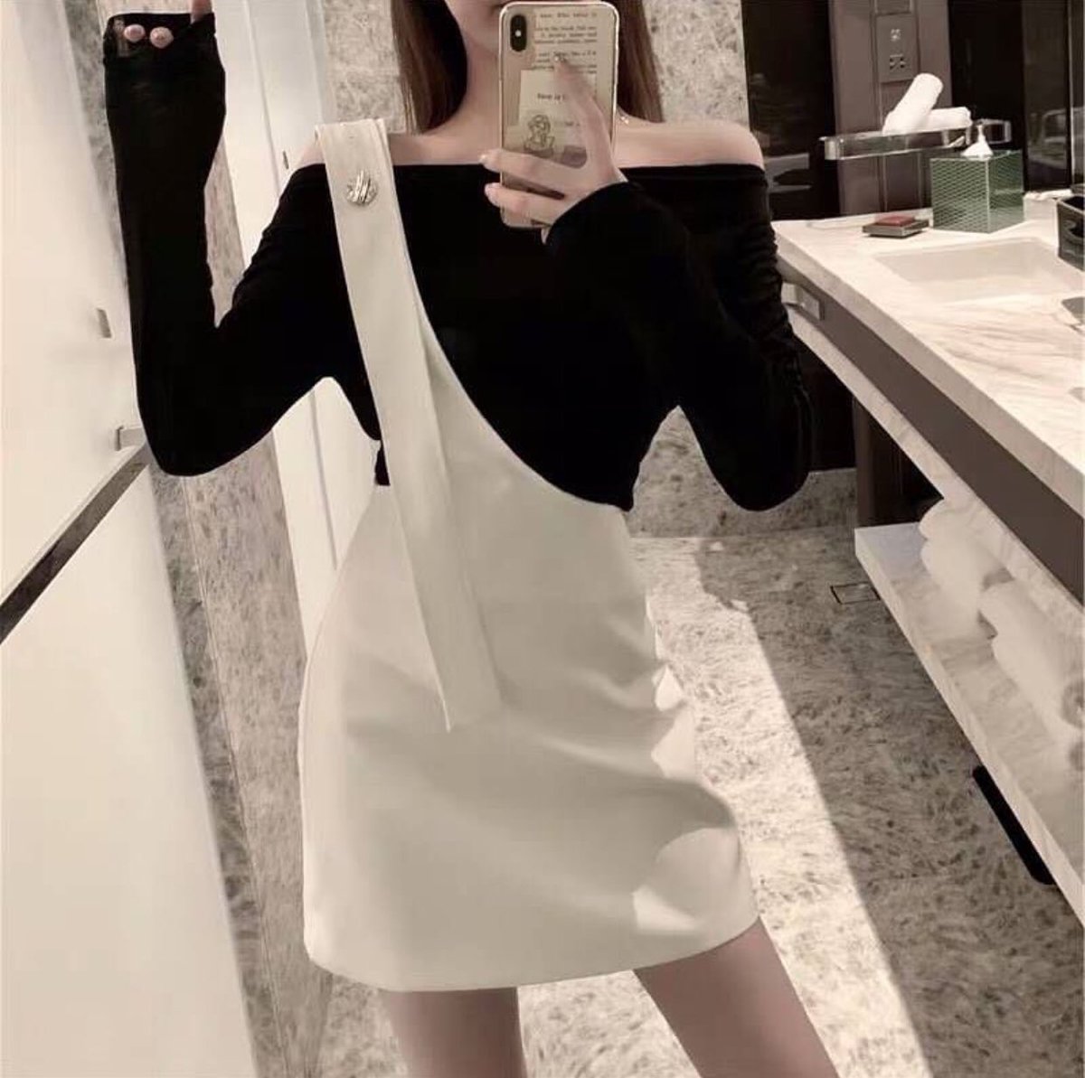 ShopLesvetement's tweet photo. 🏷ราคา 450฿
Freesize 
อกยืด-50"
เอว 29 (ซิบหลัง)
สะโพก36 
ยาว 31
#เดรส #เดรสเกาหลี #เสื้อผ้าสไตล์เกาหลี #เสื้อผ้าเกาหลี #BLACKPINKxAdidas #โ��๊ปเบลล่า #LoveYourselfSpeakYourself #MarkTuan #ใครฆ่ามิโกะ #ตลาดนัดsuperm #ตลาดนัดปรมาจารย์ลัทธิมาร #ตลาดนัดnct #ตลาดนัดX1 https://t.co/RiqrlSceYE