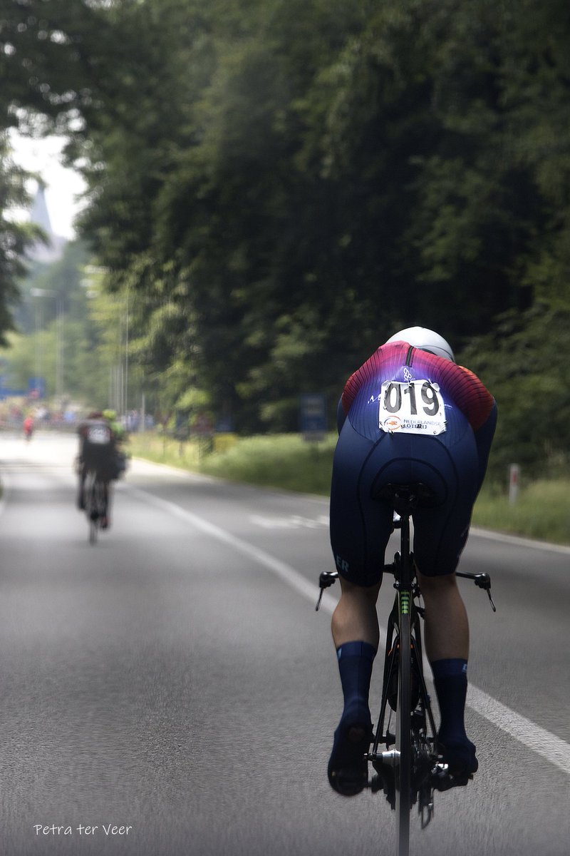 petraterveer's tweet image. This season I followed @BiehlerPro. A team full of talent and ambition. Next in the 'Best of Biehler' series a photo of @BeekhuisTeuntje during the Dutch timetrail championship where she did everything to catch up with the rider in front of her
#womancycling #timetrail