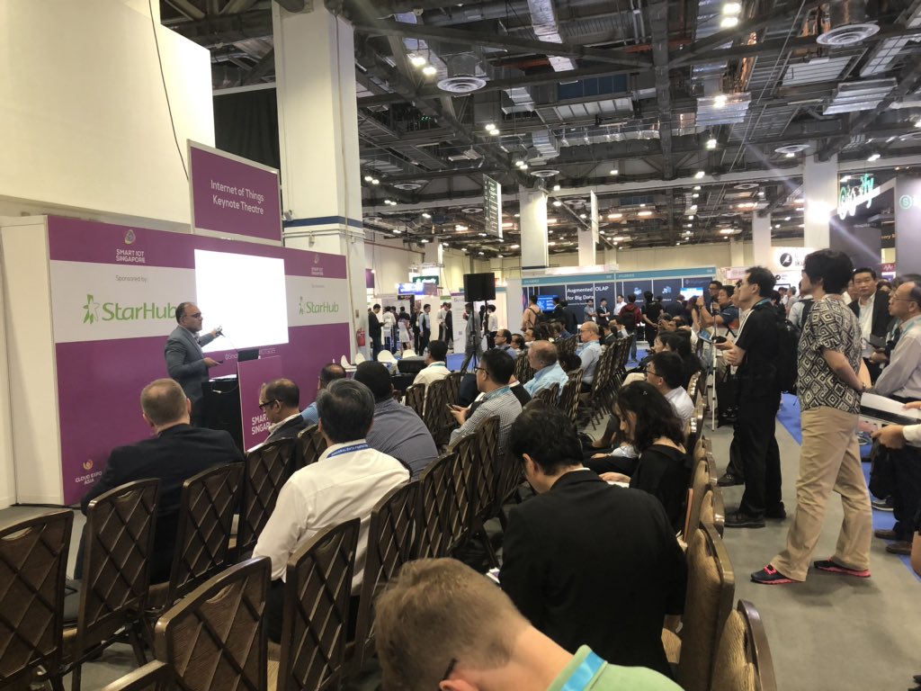 janedwelly's tweet photo. Good engagement for @mrjkhan presentation on healthcare data and document coding @CloudExpoAsia @CIOCHIME @RushMedical @CIOSHAFIQ @tstettheimer #HealthCIO https://t.co/yBLqbegeX4