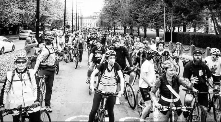 🚲CARDIFF CRITICAL MASS RIDE🚲

🔥 Join us for a mass cycle ride through the centre of Cardiff
🚩#Cardiff Queen Street
🕙Sat 19th Oct 12.45 start

Event link m.facebook.com/events/7686171…