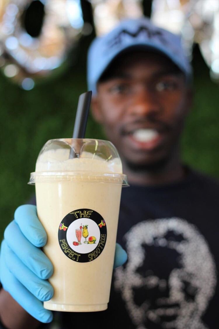 TPSmoothie's tweet photo. YOUR HEALTH IS YOUR WEALTH.
{Peanut butter breakfast}
#PerfectSmoothie #PeanutButterSmoothie #healthylifestyle #smoothielife https://t.co/k3mVcqARG9