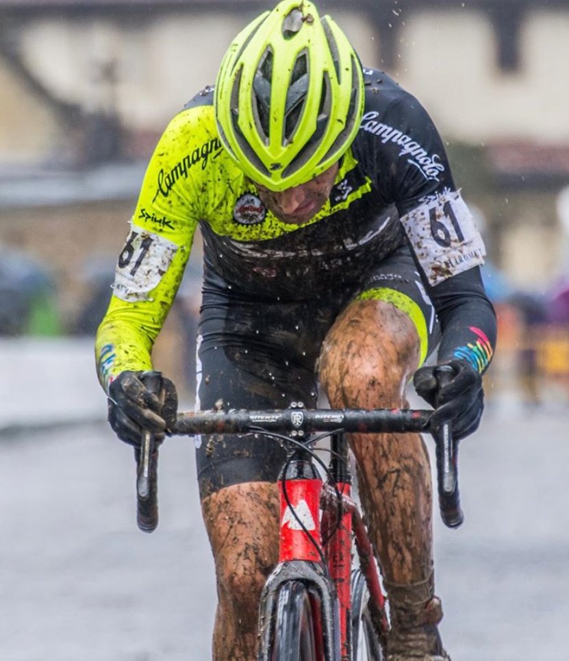 Parece mentira que, después de tantos años como profesional con las redes sociales en pleno auge, nunca hubiese tenido cuenta de Instagram... pero sí, allí estamos por fin, incluso después de retirado. Podéis seguir mis proyectos futuros también en: instagram.com/javierruizdela… 😜👍