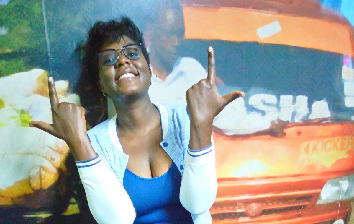#NiajeNiaje Its a ladies Wednesday Yooo ! 
Uko tuned kutoka area gani ? Jiwachilie #NiajeNiaje