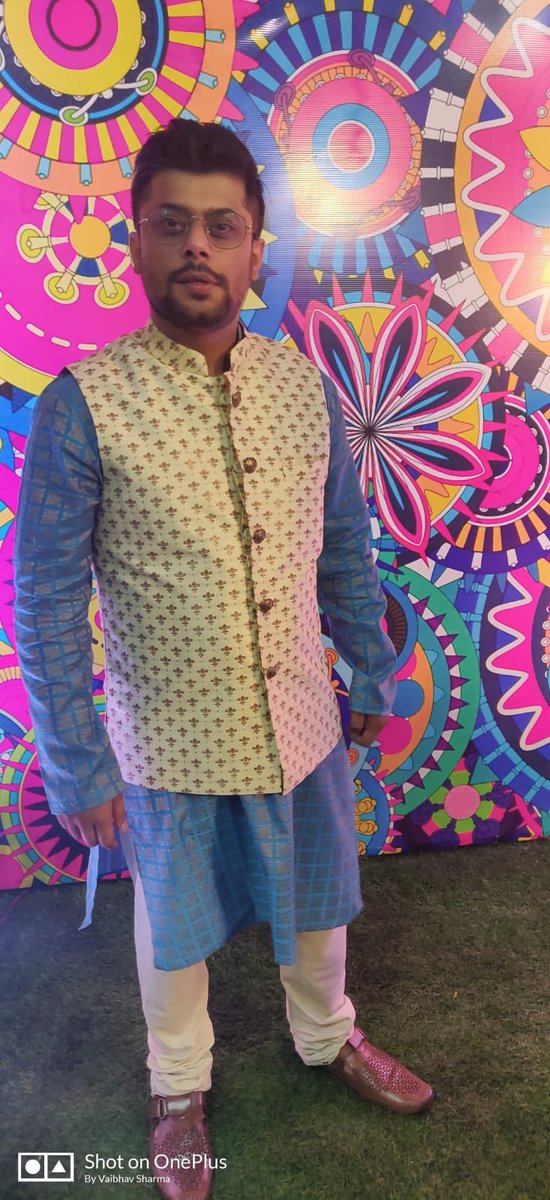 MadhavSharma's tweet image. Desh mein Modi, Dil mein Modi aur ab jacket mein bhi Modi. #ModiJacket