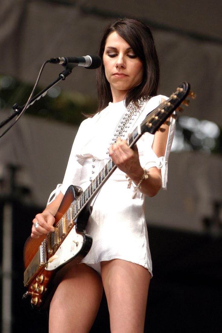 Happy Birthday P.J. Harvey! She turns 50 today 