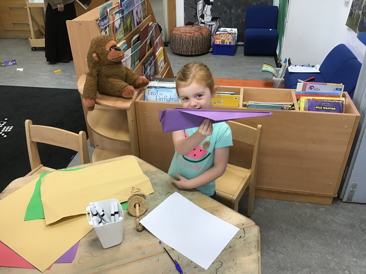 TorrianoJuniorS's tweet photo. Reception enjoyed being curious during our Ada Lovelace Day. They investigated the body, made flying machines and became artists #AdaLovelaceDay2019 #ADL19 https://t.co/U2vsqVlBfb