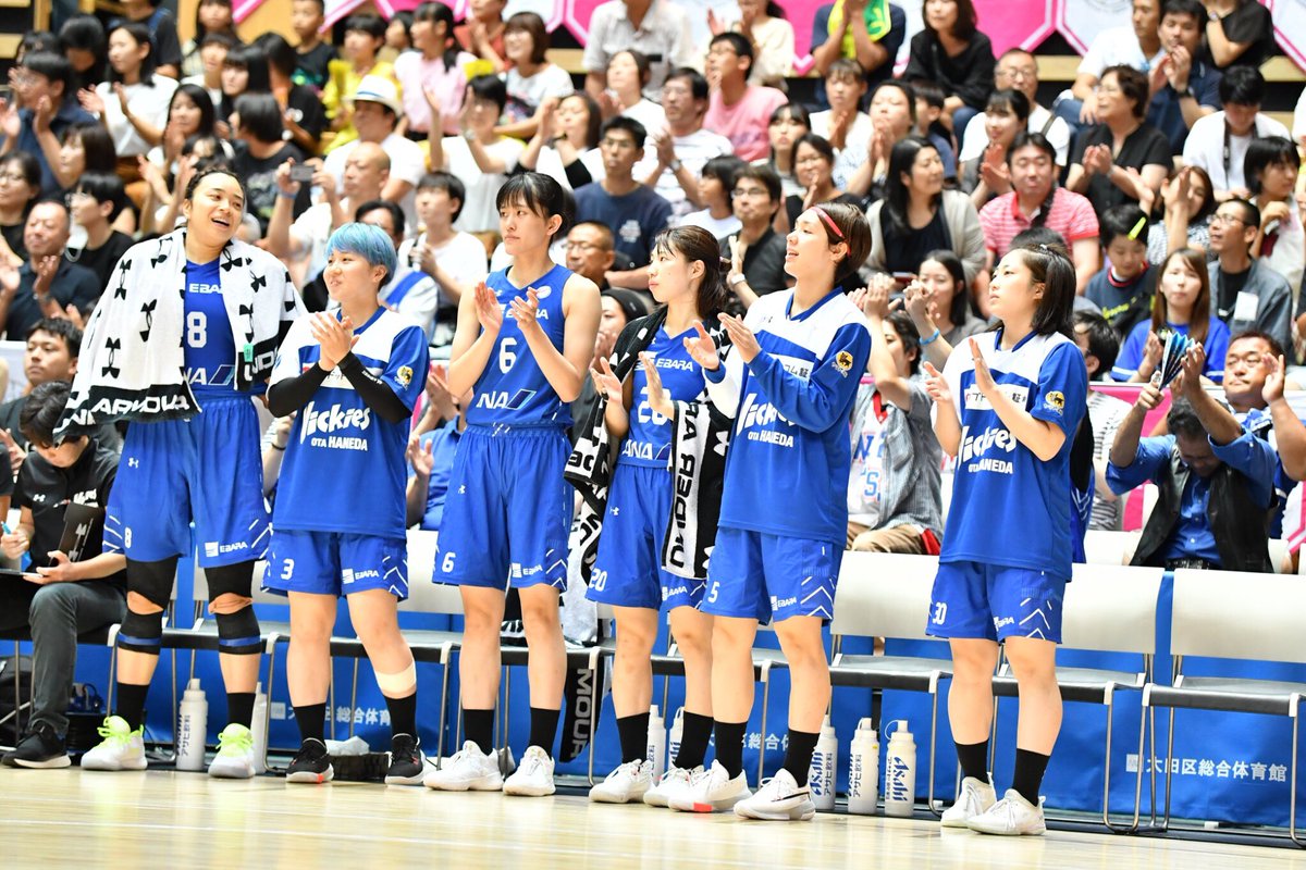 aranmare_asuka's tweet photo. 今シーズン、最初の
ホームゲーム🐱💙

vs トヨタ自動車
10/10(木)19:00〜 
〈#荏原製作所 Presents〉
10/11(金)19:00〜 
 〈#ANAAS Presents〉
@大田区総合体育館

自分たちのバスケを
40分間やりぬく👊🏻🔥
ヴィッキーズブルーで
会場をいっぱいにして
一緒に戦いましょう⛹️‍♀️⛹️‍♂️

#東京羽田ヴィッキーズ https://t.co/2TnTMpxVoV