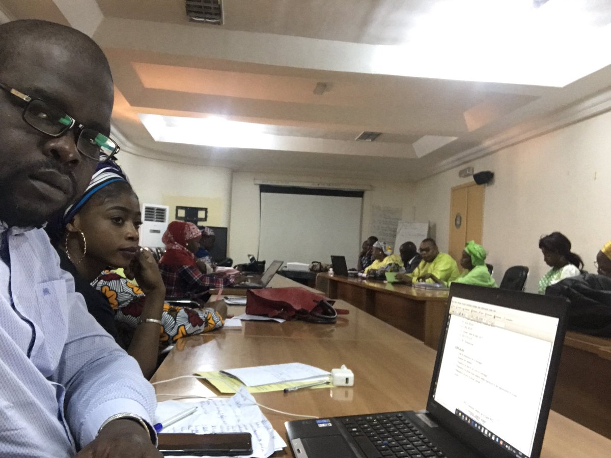 Les travaux de la campagne nationale #PF ont repris le 08 oct 2019.
La direction générale de la santé a servi de cadre pour la réunion préparatoire de la #CampagneNationalePF 15ème édition avec les membres du groupe multisectoriel #PF
#PANBMali