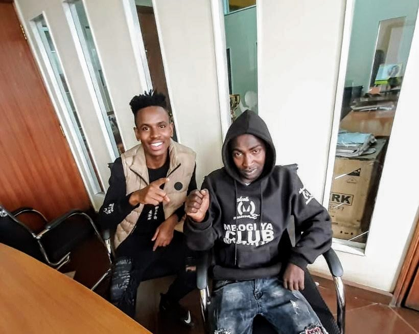 Ka-afte ndio kamejipa, team Iron bird #Goteana na <a href="/qevohdevokeh/">Wachiuri</a>  &amp; <a href="/ABonokoDeh/">Safara safara fundition</a>

Form ni Lovers Wednesday!!!