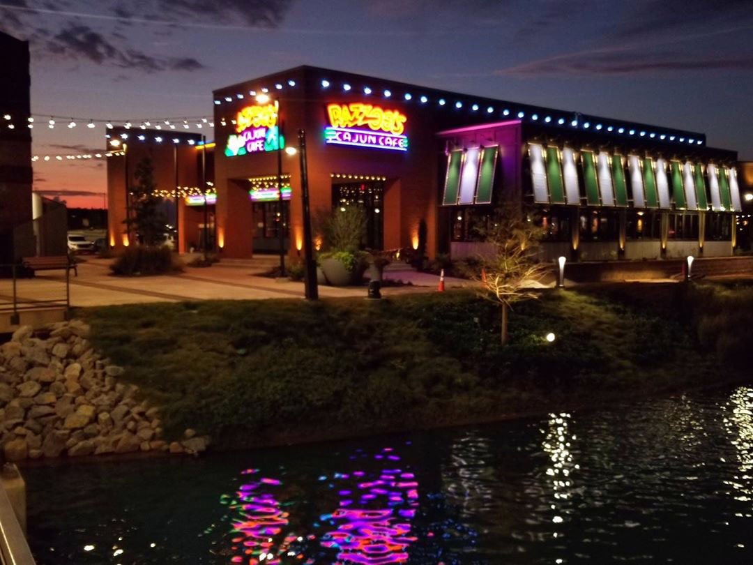 OKCTalk.com (@okctalk) on Twitter photo Now open in <a href="/ChisholmCreek/">Chisholm Creek</a> at Memorial and Western, <a href="/Razzoos_Cajun/">Razzoo's Cajun Cafe</a>. Hours: SU - TH, 11:00 am - 11:00 pm; FR & SA, 11:00 am - midnight Now open in <a href="/ChisholmCreek/">Chisholm Creek</a> at Memorial and Western, <a href="/Razzoos_Cajun/">Razzoo's Cajun Cafe</a>. Hours: SU - TH, 11:00 am - 11:00 pm; FR & SA, 11:00 am - midnight