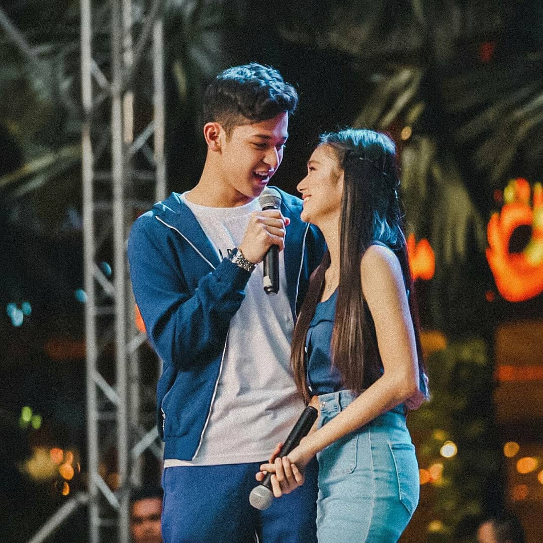 MyaacR's tweet photo. KarJon 😍💛 Southwoods 
#Sandugo 
@MissKareee @AljonMendoza_
#KarJon #KarinaBautista #AljonMendoza 
@starhuntabscbn @direklauren @pbbabscbntv @cynthiabear915 @bonitamuf @raymdizon @sydtheflash @abscbn 
@dreamscapeph @montie08 @ericjohnsalut @savingpriv8ron @markpelobello1 https://t.co/289mruVnxL