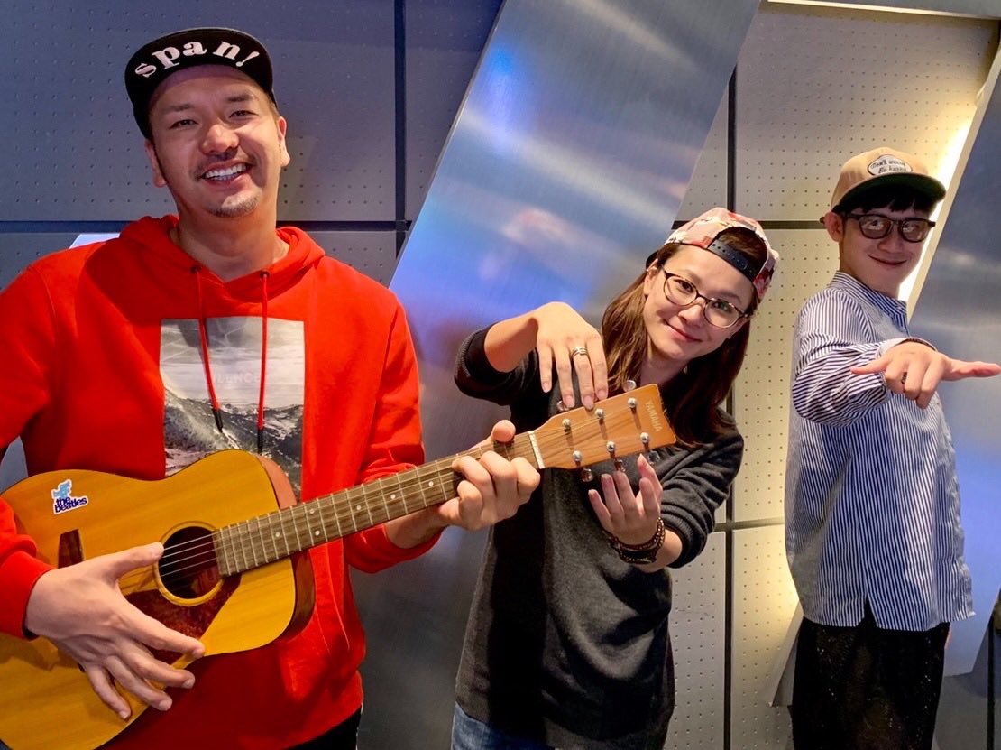 キッコ Fm滋賀 E Joy水曜お聴きいただきありがとーございました キャップ3人 皆さんの心のチューニングをいい意味 で狂わす5時間 これからもjoy To The Worldにお付き合いヨロシクお願いしまーっす Fm滋賀 Ejoy Span キッコ 秋晴れ T