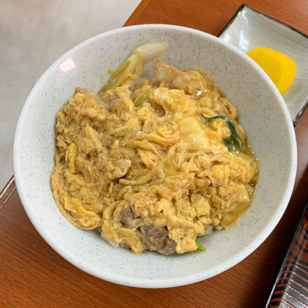 stkrio517's tweet image. 神戸・宇治川『公楽』さん

「おろしそば」&amp;amp;「親子丼」！

今週も 行ってもた… 旨いわ〜