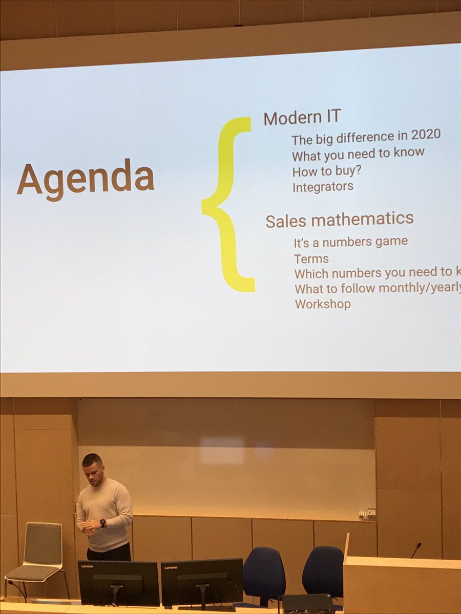 PiaHautamaki's tweet image. Tuu säkin opiskelemaan korkeakouluun #myynti&apos;ä⚡️⚡️⚡️

Huikee #agenda 👇👇👇 vai mitä???

@TAMK_UAS 

W/ @MDJordanov @vainuio 
#datadrivensales