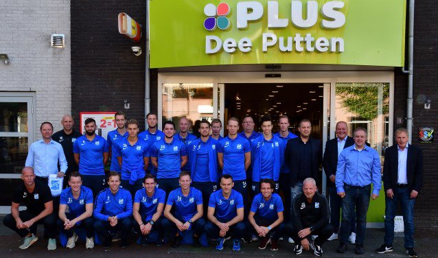 A-selectie SDC Putten met gezonde voeding de wedstrijd in dankzij Plusmarkt Dee  - puttensweekblad.nl/lees/837318/ti…