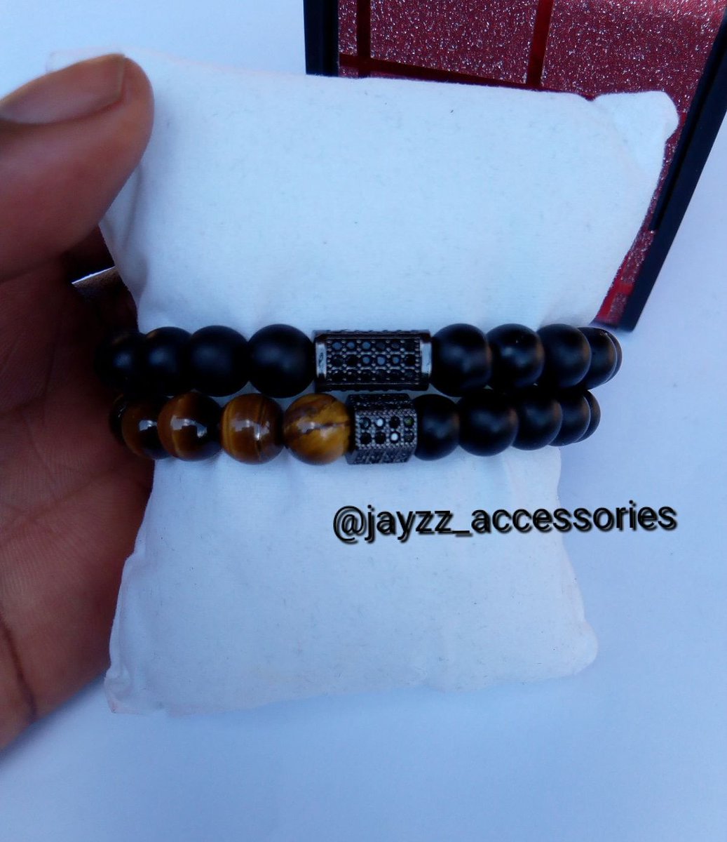 JayzzAccessoris's tweet photo. When will you stop wearing those aboki bracelets??😏😏
Switch up your wrist game, shop these from the store😁😁
.
.
Price: N3500 for both.
.
.
#bracelets #giftideas #beadbracelets #accessorystore https://t.co/AEKA1DasDx