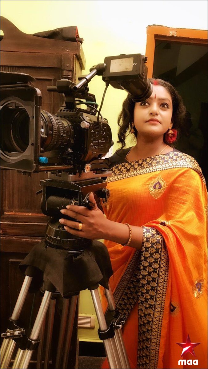 StarMaa's tweet photo. #Deepa in #Mahanati avatar #Makingshots

#KarthikaDeepam Today at 7:30 PM on @StarMaa  

#StarMaaSerials https://t.co/u7q1ujPbNQ