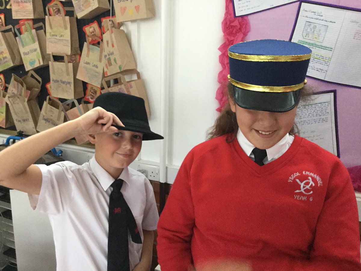 Class__6C's tweet photo. Station masters of Rhyl 😀 https://t.co/8iGfTvXDQX