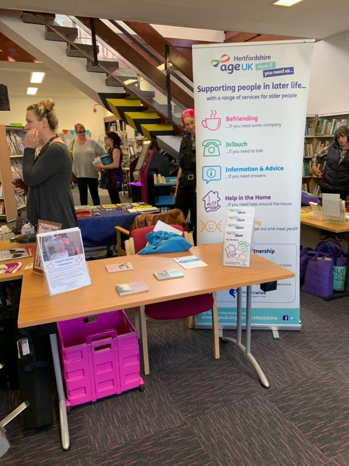 What a hit our Slipper Swap was at @HitchinLibrary yesterday with @hertscc 

Today we are Bishops Stortford Library 10am - 1pm for you to grab your free pair of anti-slip slippers 🥿 #SlipperSwap