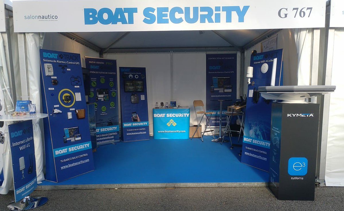 Comienza el #salonnautico en un soleado día. ¡Preparados para la primera jornada!☀️