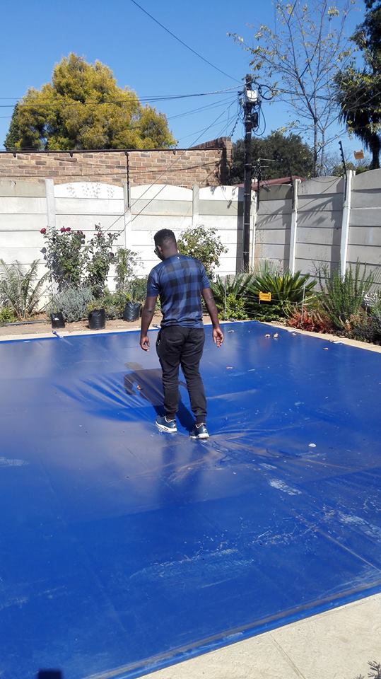 nkuliendlovu's tweet image. Its summer, its hot and your pool is losing water to evaporation. Get a pool cover or solar blanket. info@safepoolcovers.co.za 0768479515 #swimmingpoolcover #poolcover #childsafety
