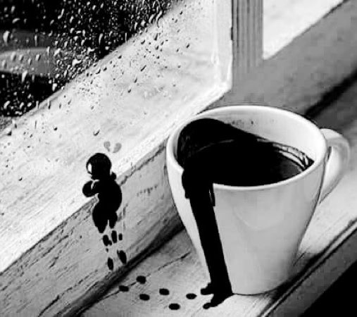 يا غائبين بكى الزمان لبعدكم
   فهل لنا بعد الغياب لقاء
اشتقنا لكم يا ليتنا لم نفترق 
    فالبعد فيه مذلة وشقاء
لا تقطعوا سبل المودة بيننا
    فإن القلب يفرح باللقاء
عهد سنبقى دائماً بذكركم
    وعهد الحر يتبعه الوفاء