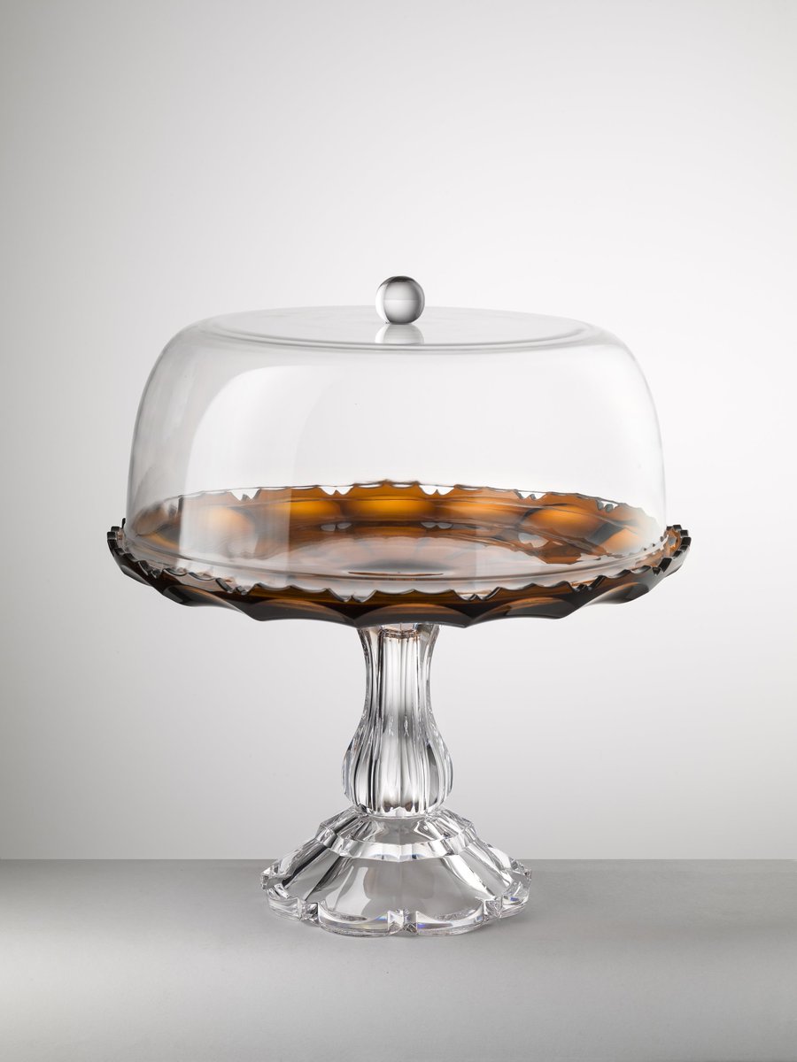 MarioLucaGiusti's tweet photo. GIRASOLE cake stand with clear top. #mariolucagiusti #syntheticcrystal https://t.co/kHk1USf59v