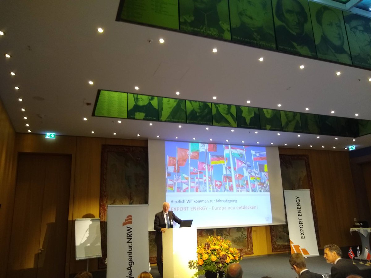 NRWEuropa's tweet photo. #ExportEnergy - Jahrestagung der @EANRW gerade gestartet. Im Fokus #Marktchancen in #Europa - Infos zu weiteren Unterstützung gibt es auch an den Ständen unserer Kollegen von @NRWBANK @NRW_weltweit #Internationalisierung #EENCanHelp https://t.co/DkSSmO5CIG