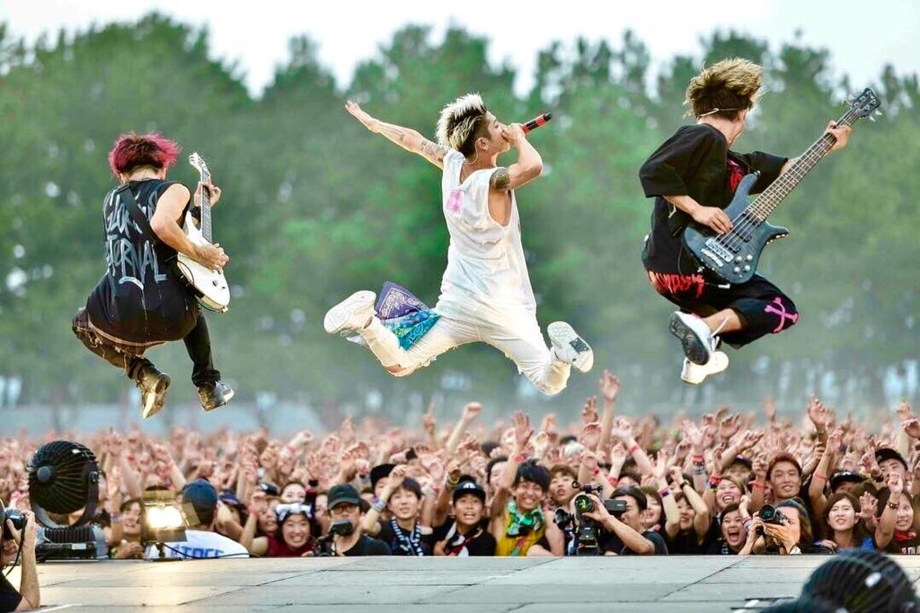 10/9 - ONE OK ROCK. pic.twitter.com/ySm46rbNEo. 