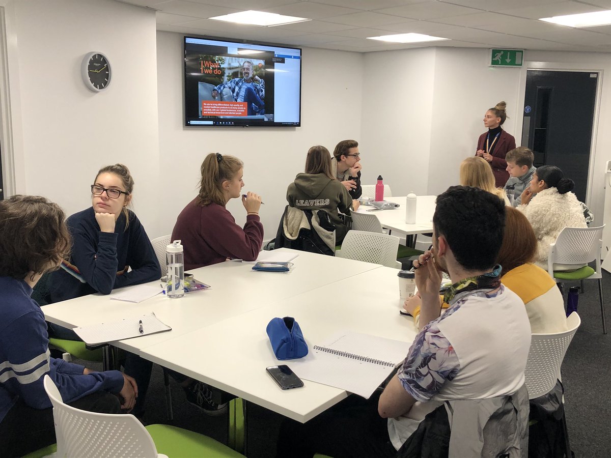 CharlotteatUoL's tweet photo. Fantastic collaboration in our #careerstudio with GSK via webex and @Jennifer_l_call  for our chemistry year in industry students @livuniphyssci @dr_jwg @GitaSedghi https://t.co/xCs6rQBtC0