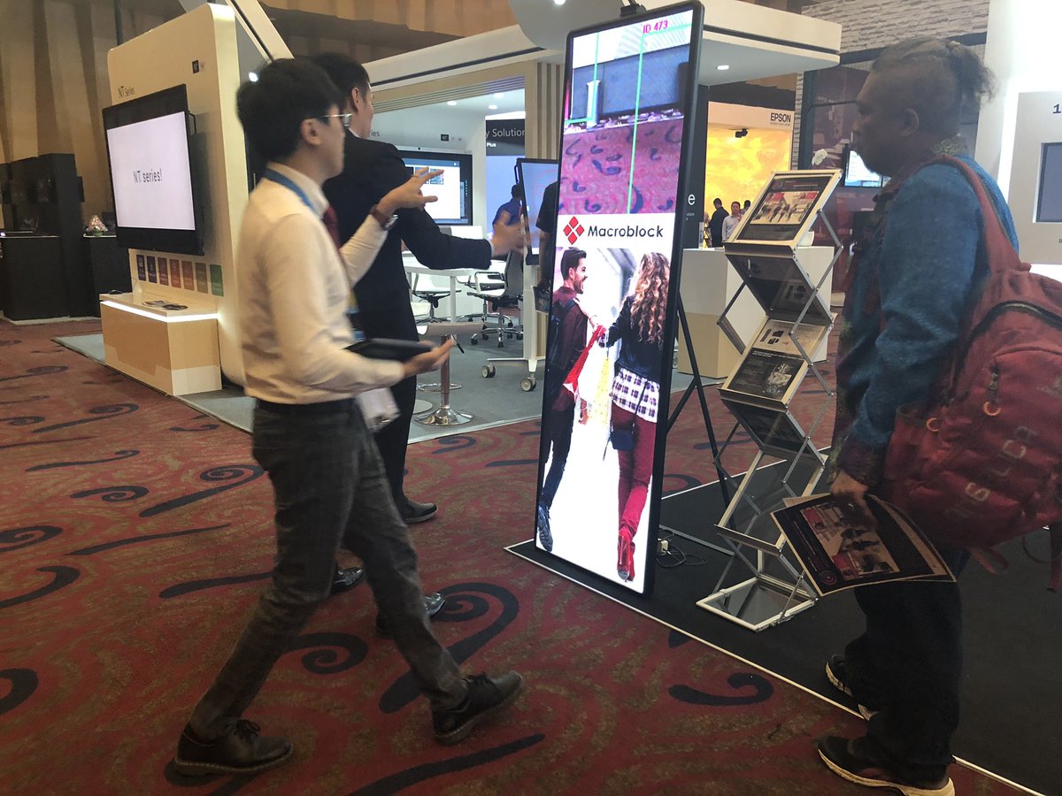 MacroblockInc's tweet photo. Today is the first day @MacroblockInc exhibits at Jakarta AV Week! Come to visit us and know our latest solution👋🏻

#boothK3 #Jakarta #DriverIC #IoTsolution #PrecisionMarketingBox #HDR #Highcontrastinterference https://t.co/lx654UwFIy