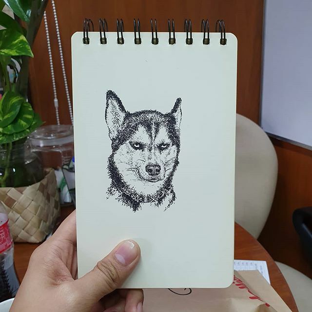 pananaghoy's tweet photo. Day 06: Husky
He will judge you. Whoever you are.
#art #artattack #artph #artofinstagram #sketch #sketchph #sketchofinstagram #pen #penart #spacecreativesco #pinoy #pinoyartist
#pinoyart #igersph #igersphilippines #inktober #inktober2019 #husky #siberi… https://t.co/eIuhhLUMY6 https://t.co/bwKNPgywhZ