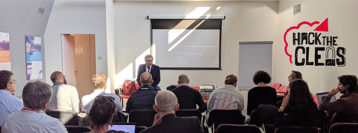 e_geos's tweet photo. 📢❗🛰️🌏è iniziata la challenge #HackTheCLEOS! con il messaggio di Dave Anilkumar @asi_spazio #innovazione = modificare introducendo elementi di novità recuperando freschezza e dinamicità. #Hackathon #IntelligenzaArtificiale per l'ambiente #e_GEOS @telespazio @Leonardo_live https://t.co/yAelFWV4Y0