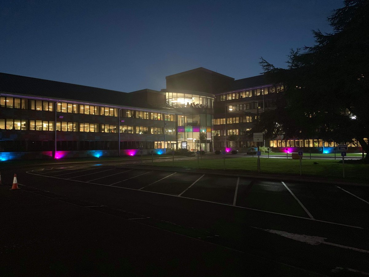 JoanneWestwood1's tweet photo. I'm so pleased that @ONS is supporting Baby Loss Awareness Week 9-15 October by lighting up our HQ in Pink and Blue. #BLAW19 https://t.co/JHKxEqenOG
